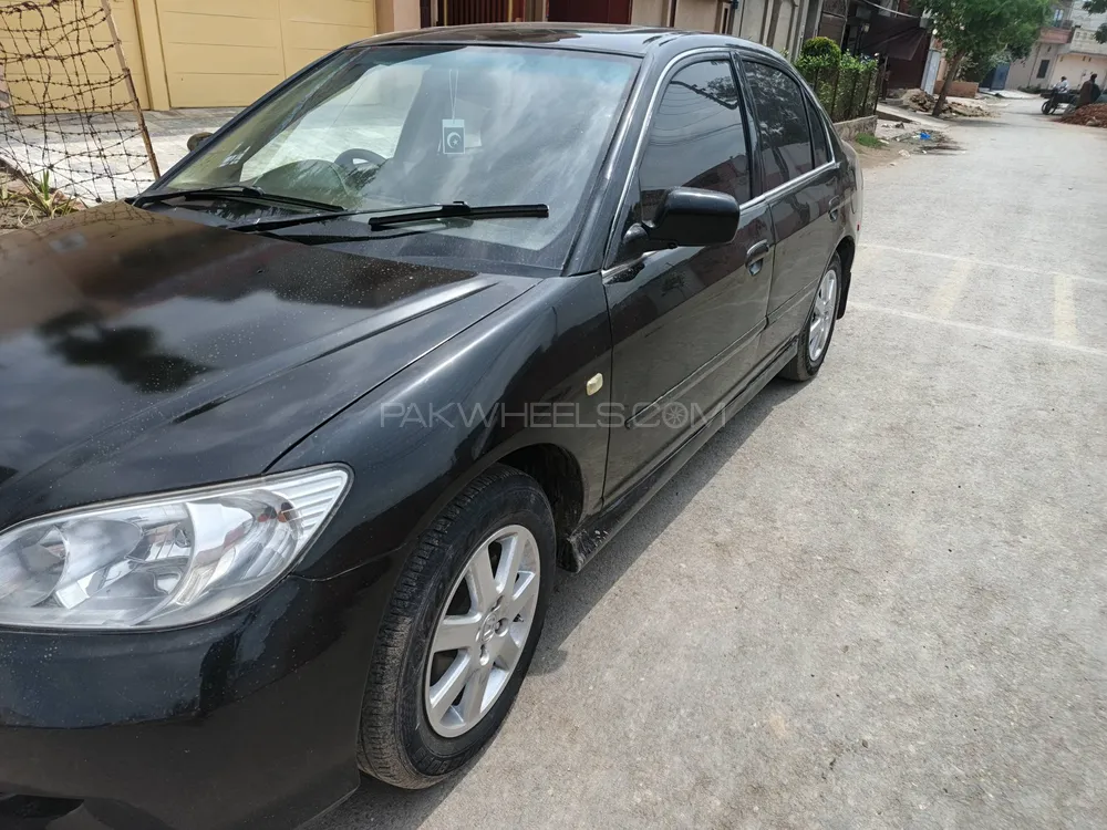 Honda Civic 2005 for Sale in Multan Image-1