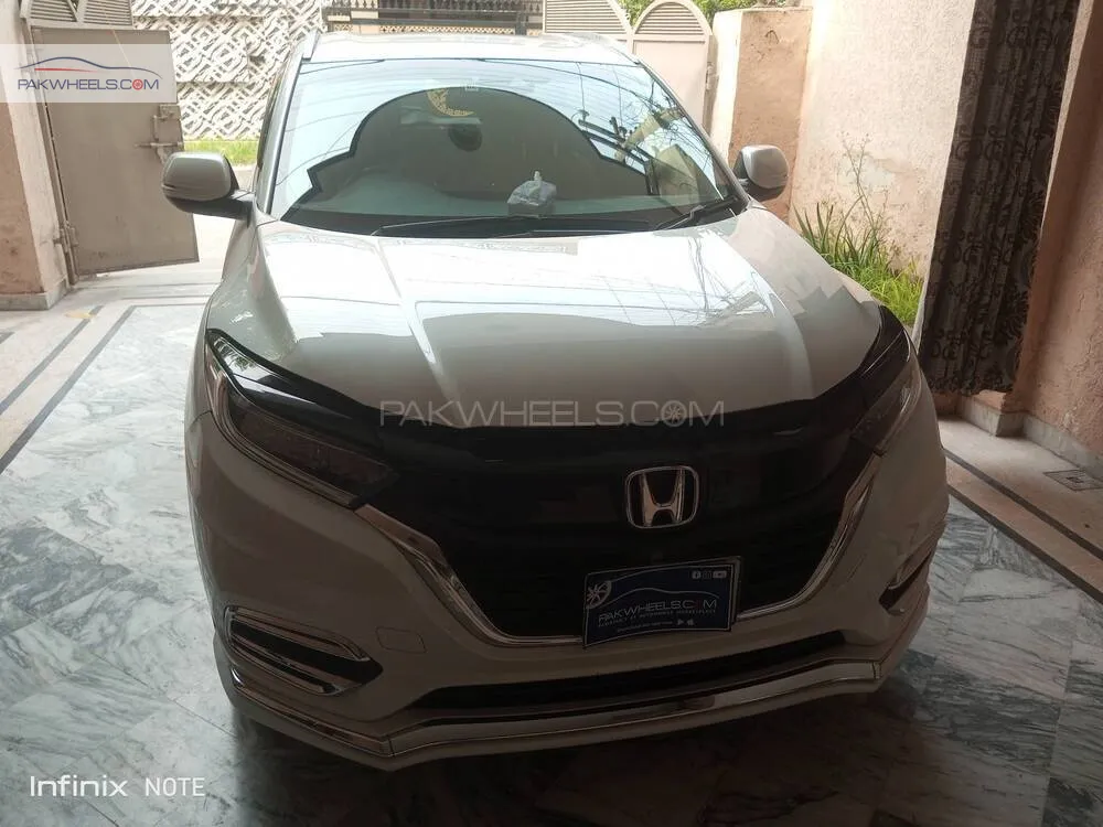 Honda Vezel 2018 for Sale in Rawalpindi Image-1