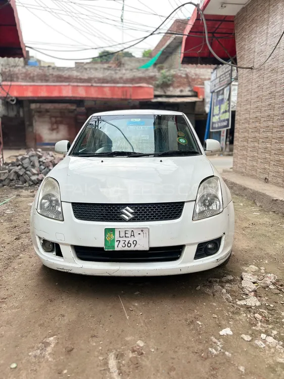 Suzuki Swift 2011 for Sale in Lahore Image-1