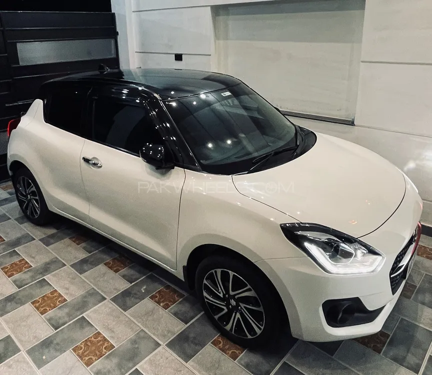 Suzuki Swift 2023 for Sale in Sahiwal Image-1