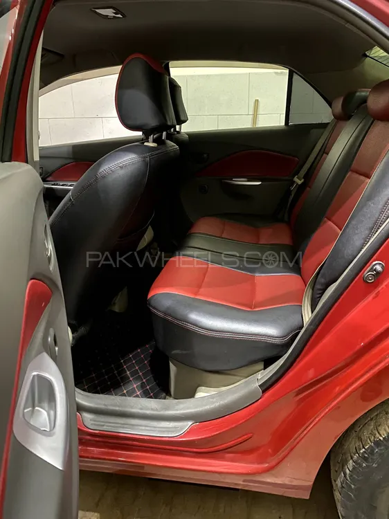 Toyota Belta 2012 for Sale in Sialkot Toyota Belta 2012 for Sale in Sialkot Image-12