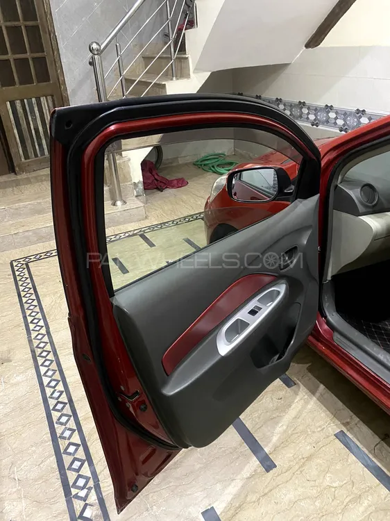 Toyota Belta 2012 for Sale in Sialkot Toyota Belta 2012 for Sale in Sialkot Image-9