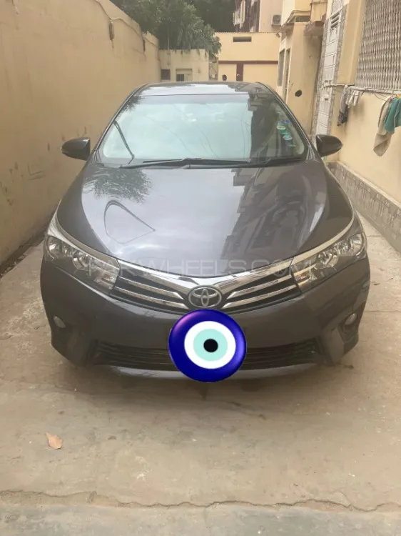 Toyota Corolla 2017 for Sale in Karachi Image-1