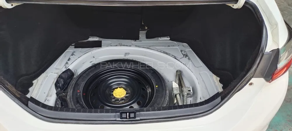 Toyota Corolla 2020 for Sale in Sukkur Image-1