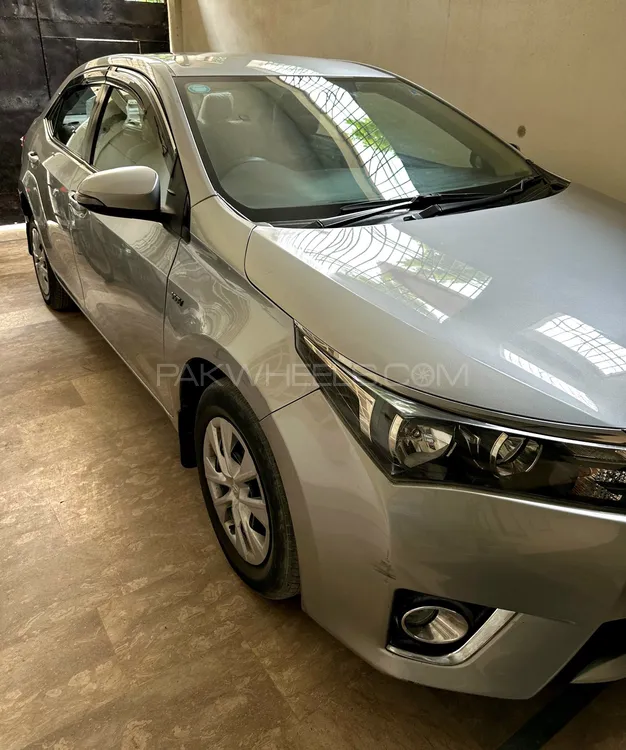 Toyota Corolla 2016 for Sale in Karachi Image-1