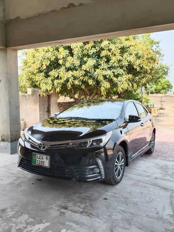 Toyota Corolla 2019 for Sale in Okara Image-1