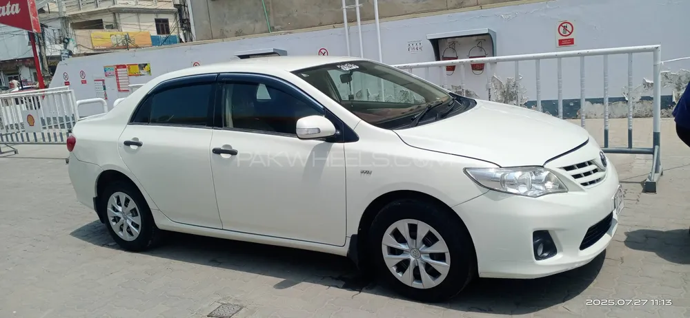 Toyota Corolla 2010 for Sale in Multan Image-1