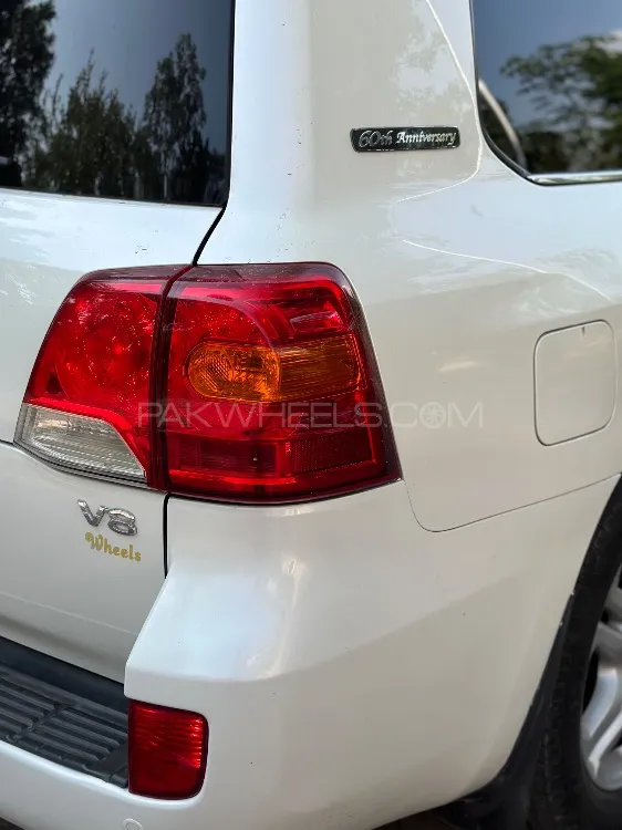 Toyota Land Cruiser 2010 for Sale in Islamabad Image-1