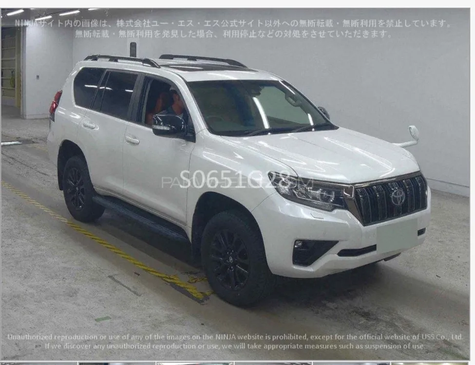 Toyota Prado 2021 for Sale in Karachi Image-1