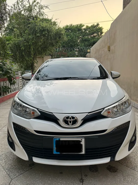 Toyota Yaris Sedan 2021 for Sale in Peshawar Image-1