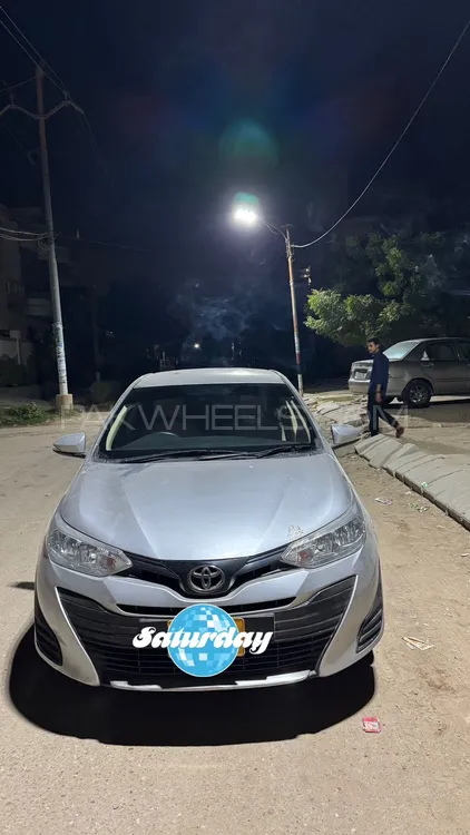 Toyota Yaris Sedan 2021 for Sale in Karachi Image-1