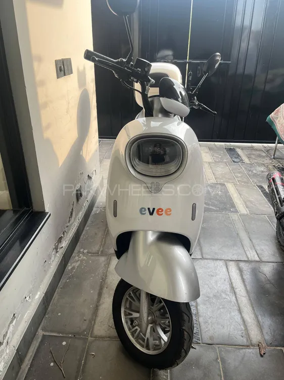 Evee C1 2024 for Sale Image-1