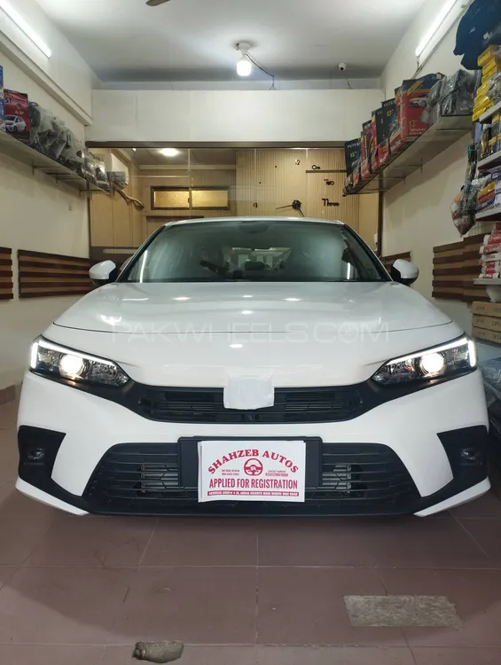 Honda Civic 2025 for Sale in Hyderabad Image-1