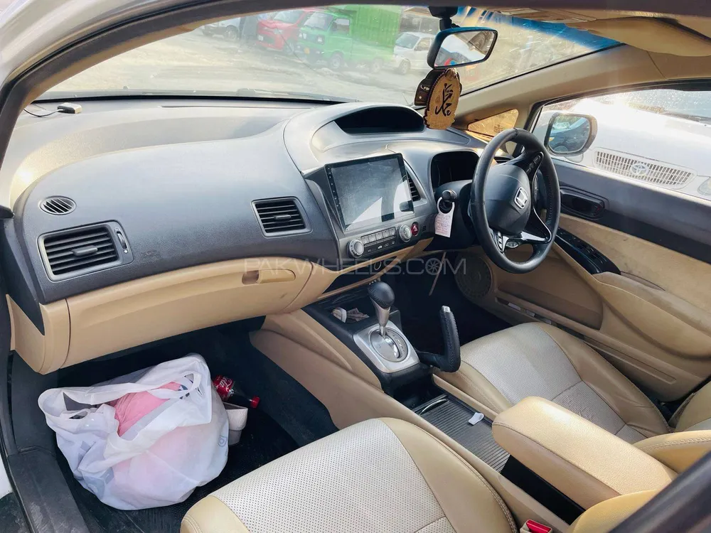 Honda Civic 2010 for Sale in Pak pattan sharif Image-1
