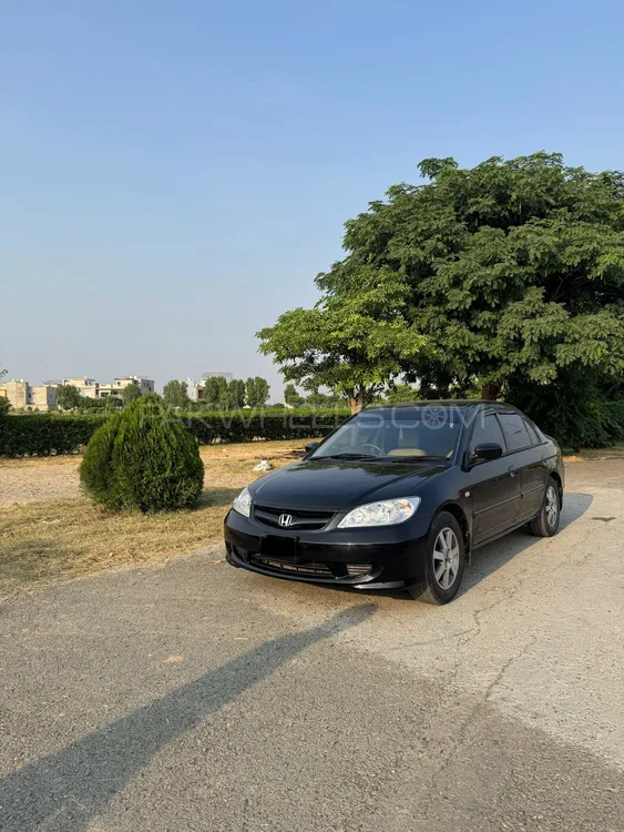 Honda Civic 2004 for Sale in Faisalabad Image-1