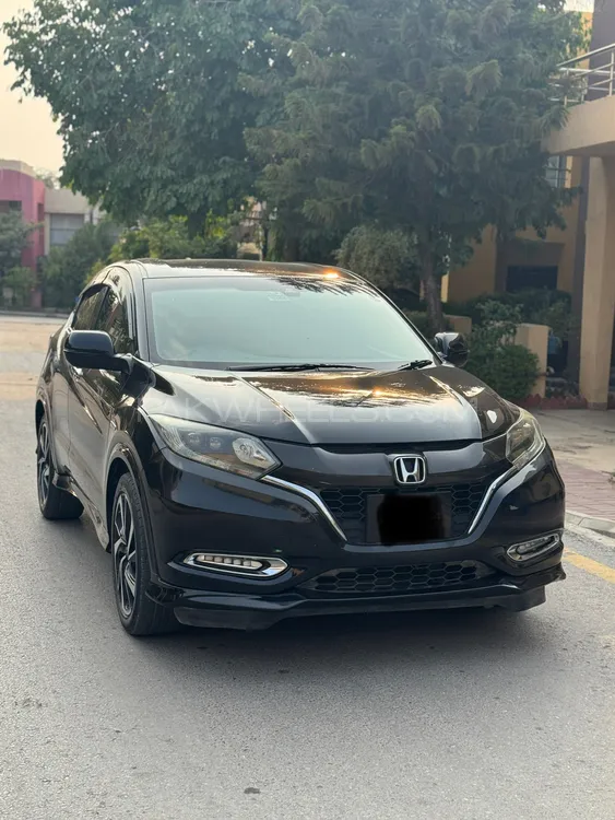 Honda Vezel 2017 for Sale in Rawalpindi Image-1