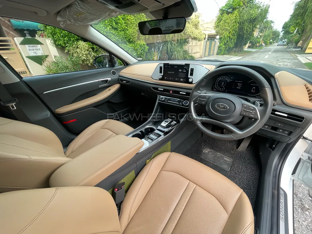 Hyundai Sonata 2024 for Sale in Lahore Hyundai Sonata 2024 for Sale in Lahore Image-5