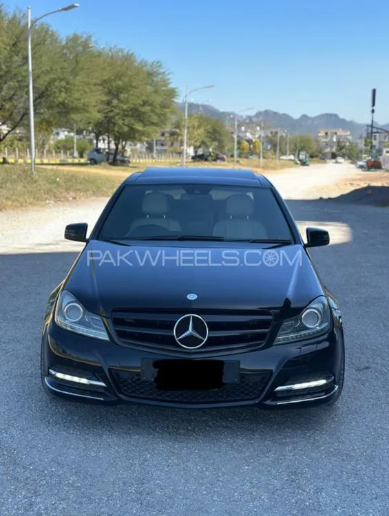 Mercedes Benz C Class 2013 for Sale in Islamabad Image-1