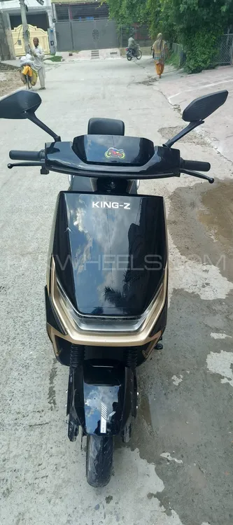 Super Star Scooty EV 2025 for Sale Image-1