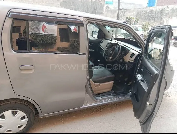Suzuki Wagon R 2017 for Sale in Lahore Image-1