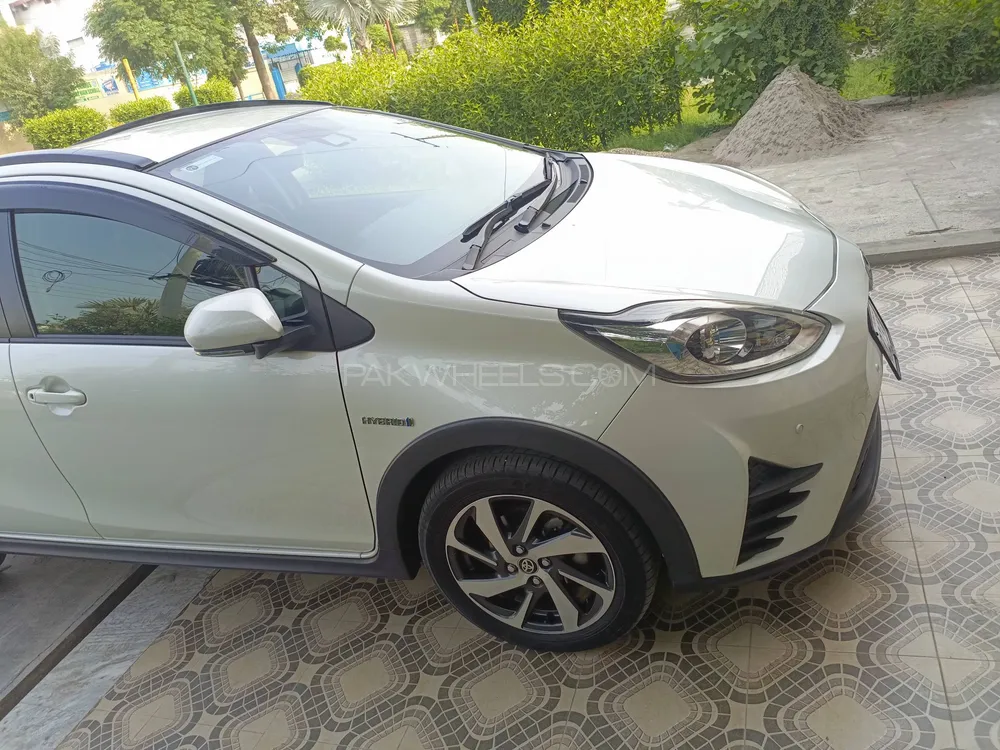 Toyota Aqua 2020 for Sale in Gujranwala Image-1