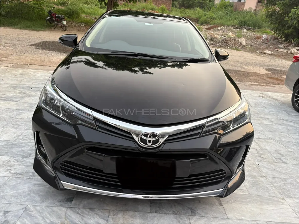 Toyota Corolla 2021 for Sale in Lahore Image-1