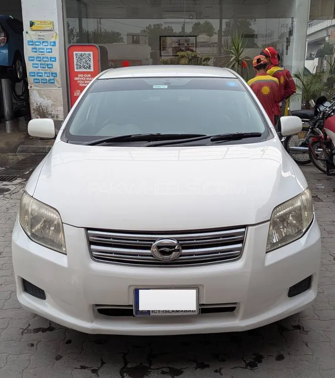 Toyota Corolla Axio 2007 for Sale in Peshawar Image-1