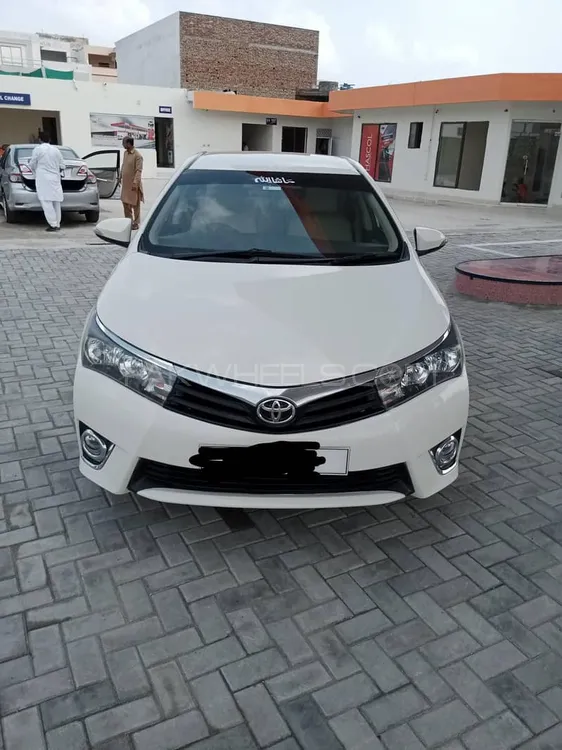 Toyota Corolla 2016 for Sale in Sargodha Image-1