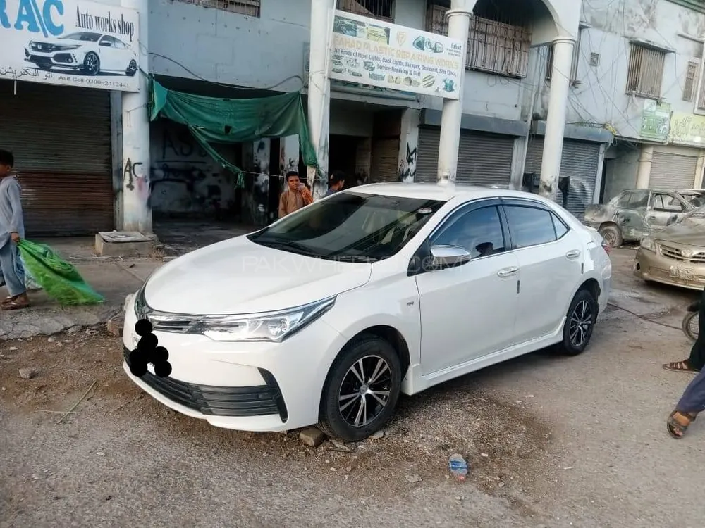 Toyota Corolla 2019 for Sale in Karachi Image-1
