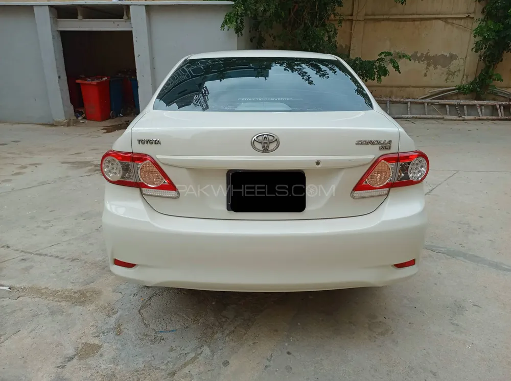 Toyota Corolla 2014 for Sale in Karachi Image-1