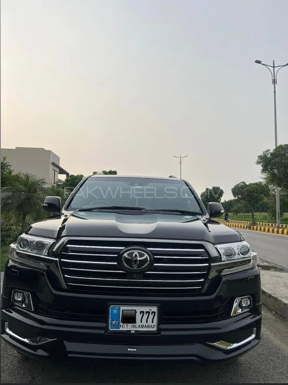 Toyota Land Cruiser 2016 for Sale in Lahore Image-1