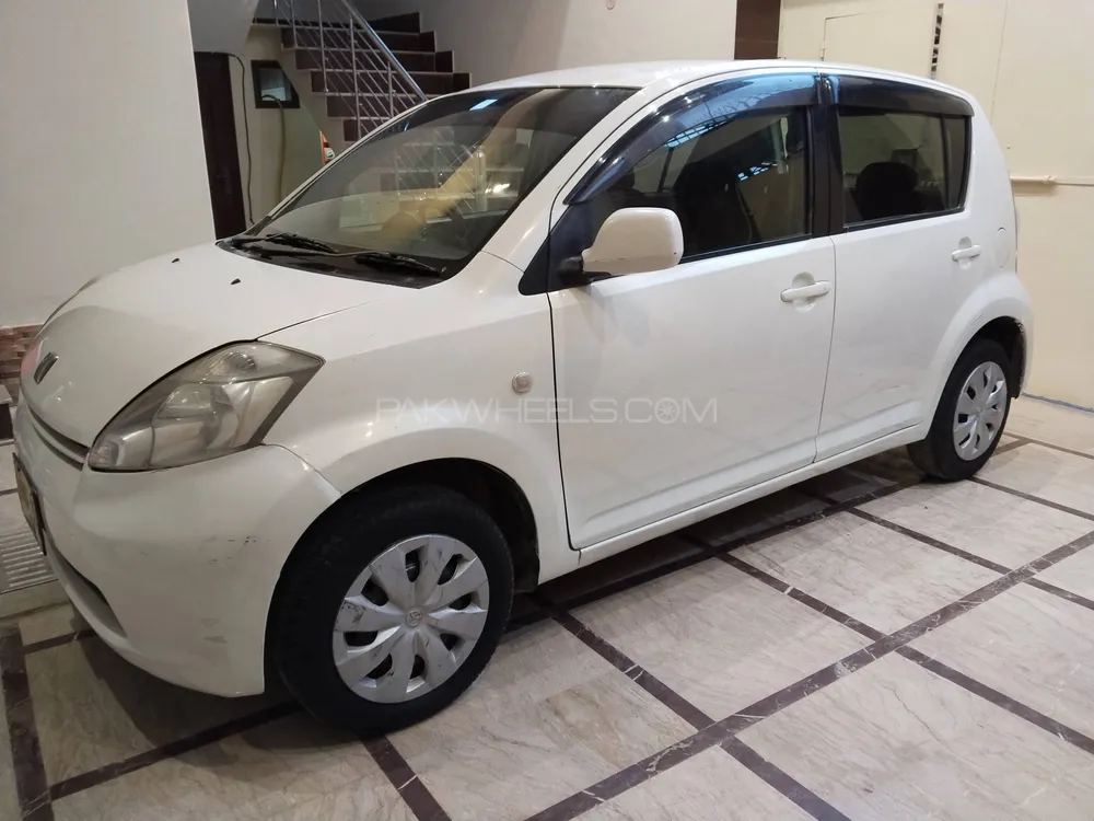 Toyota Passo 2005 for Sale in Karachi Image-1