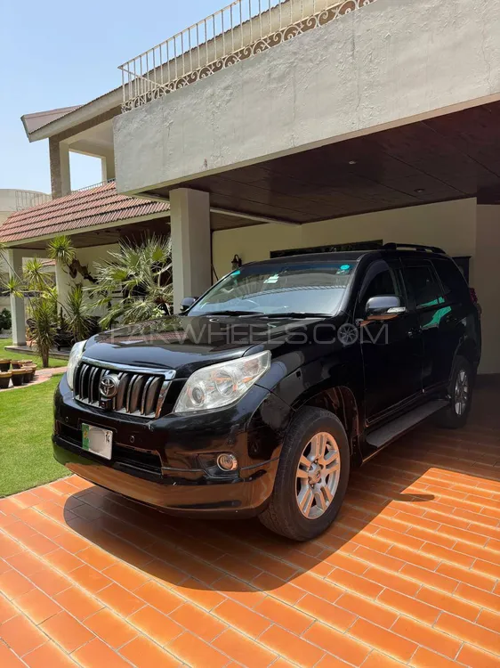 Toyota Prado 2010 for Sale in Lahore Image-1