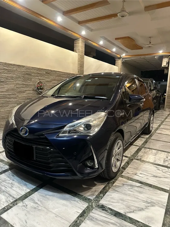 Toyota Vitz 2018 for Sale in Islamabad Image-1