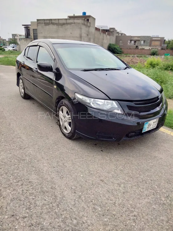 Honda City 2014 for Sale in Faisalabad Image-1