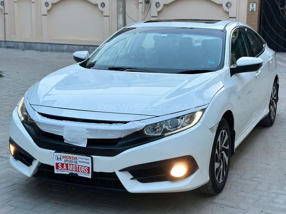 Honda Civic 2017 for Sale in Gujranwala Image-1