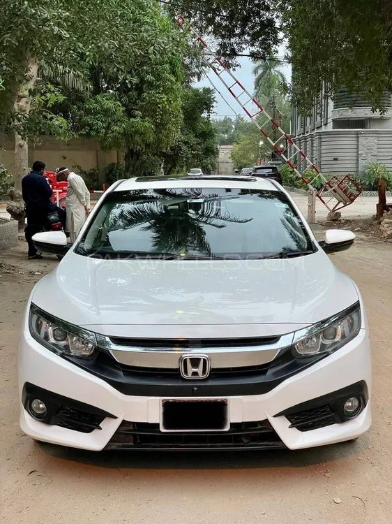 Honda Civic 2017 for Sale in Karachi Image-1