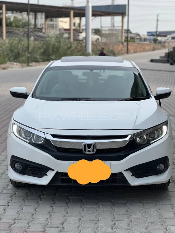 Honda Civic 2018 for Sale in Peshawar Image-1