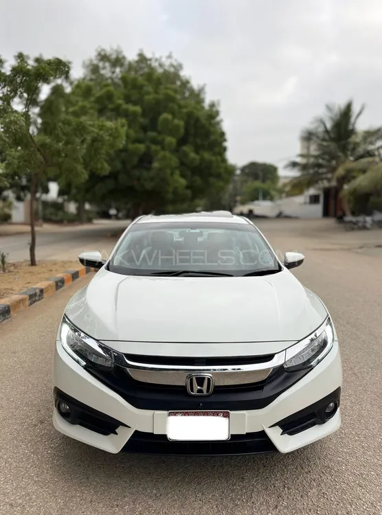 Honda Civic 2018 for Sale in Karachi Image-1