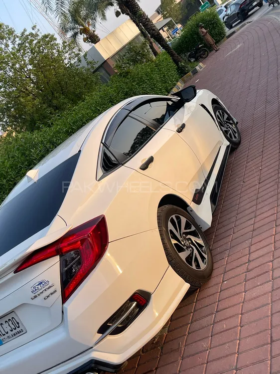 Honda Civic 2018 for Sale in Islamabad Image-1
