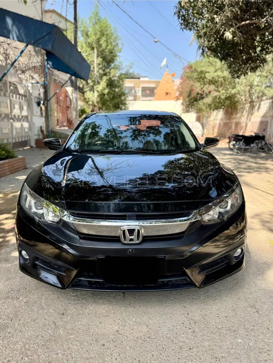 Honda Civic 2018 for Sale in Karachi Image-1
