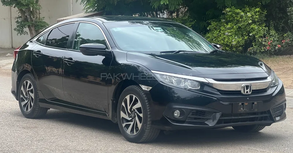 Honda Civic 2018 for Sale in Karachi Image-1