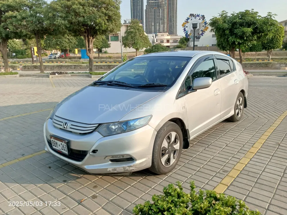 Honda Insight 2009 for Sale in Islamabad Image-1