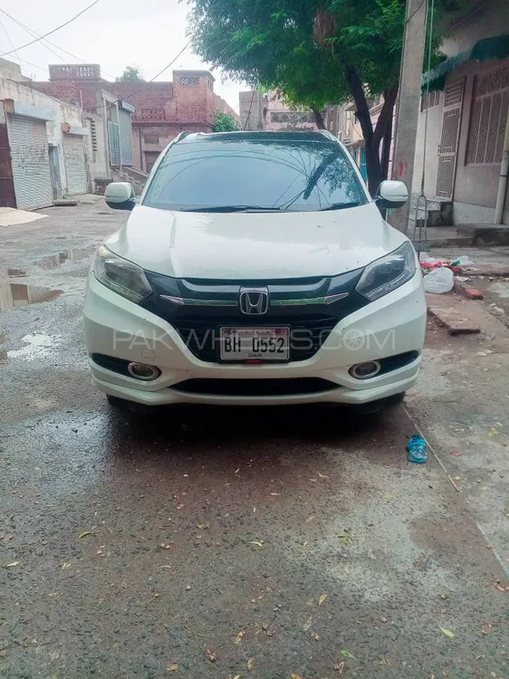 Honda Vezel 2014 for Sale in Jhang Image-1