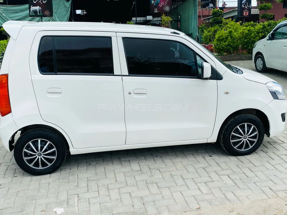 Suzuki Wagon R 2016 for Sale in Sialkot Image-1