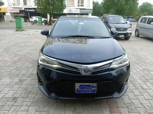 Toyota Corolla Axio Hybrid 1.5 2017 for Sale