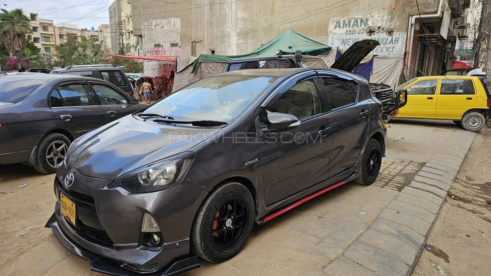 Toyota Aqua 2013 for Sale in Karachi Image-1