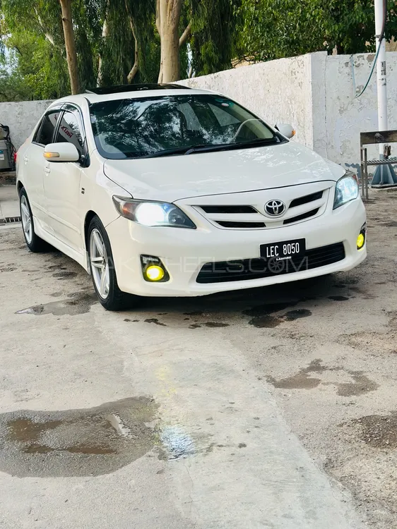 Toyota Corolla 2011 for Sale in Kohat Image-1