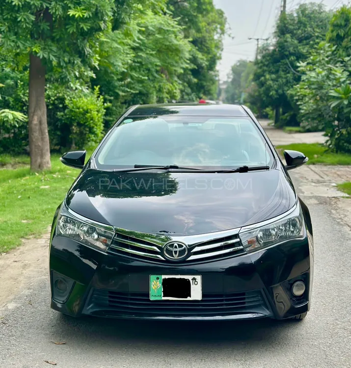 Toyota Corolla 2016 for Sale in Lahore Image-1