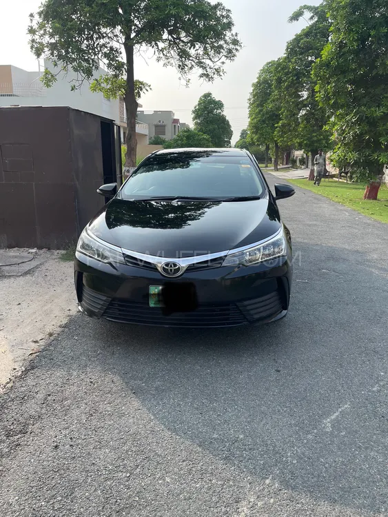 Toyota Corolla 2019 for Sale in Faisalabad Image-1